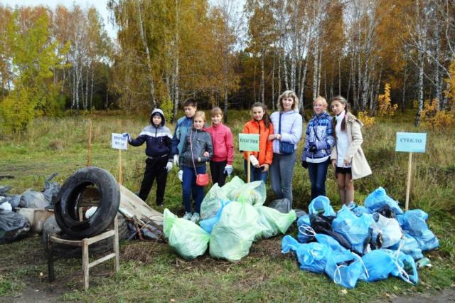 Активные участники акции гимназисты из Гимназии № 96 горожа Железногорска